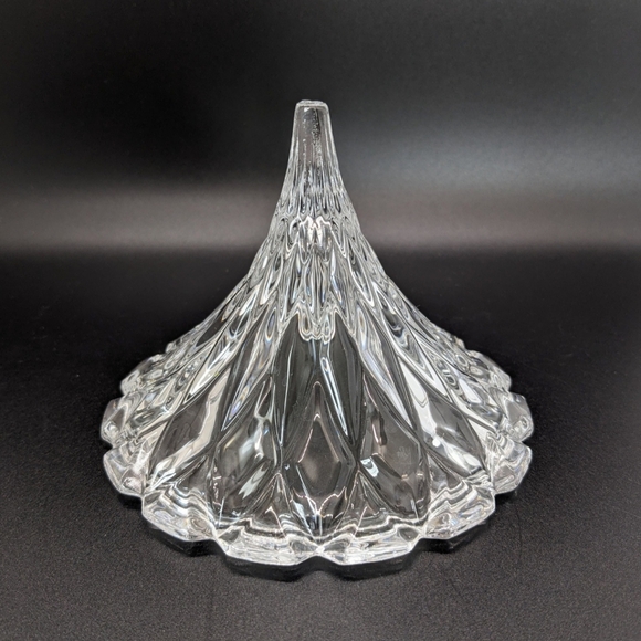 Vintage Hershey's Kisses "Crystal Kiss" Candy Dish - Picture 7 of 10